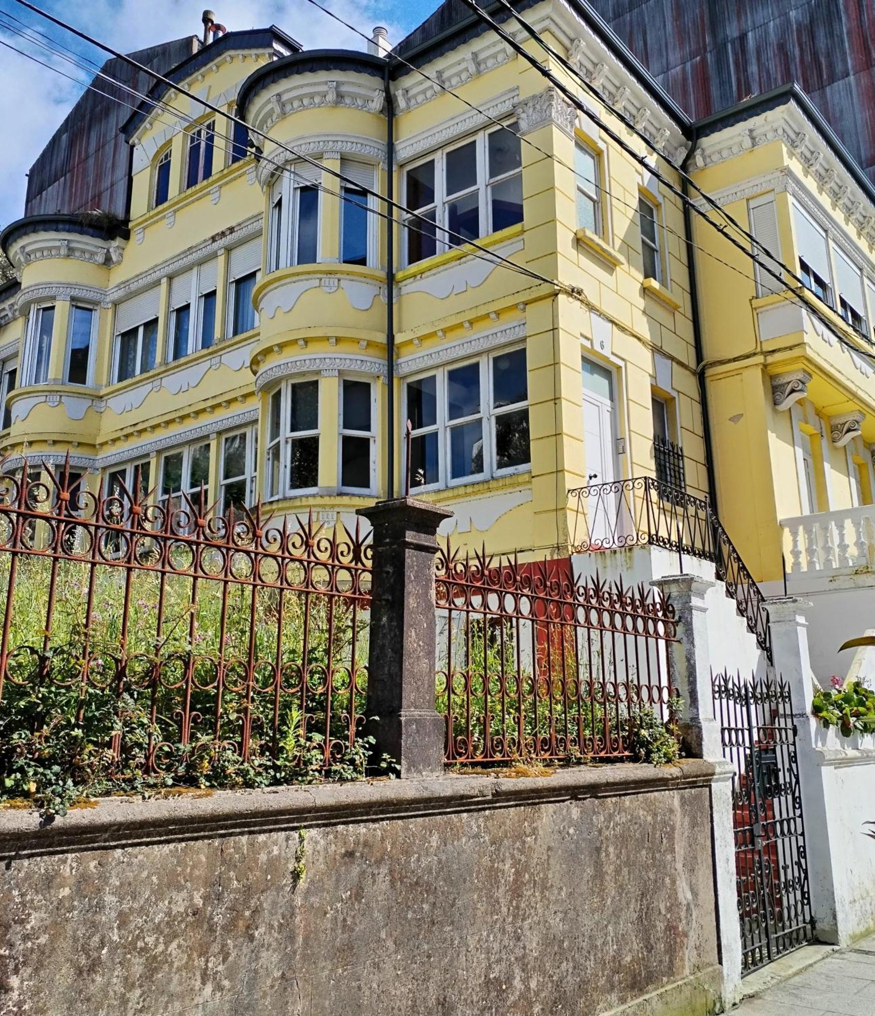 Yellow House Viveiro Zewnętrze zdjęcie